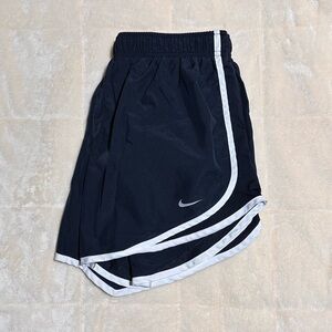 BNWOT - Nike Women’s Tempo Shorts